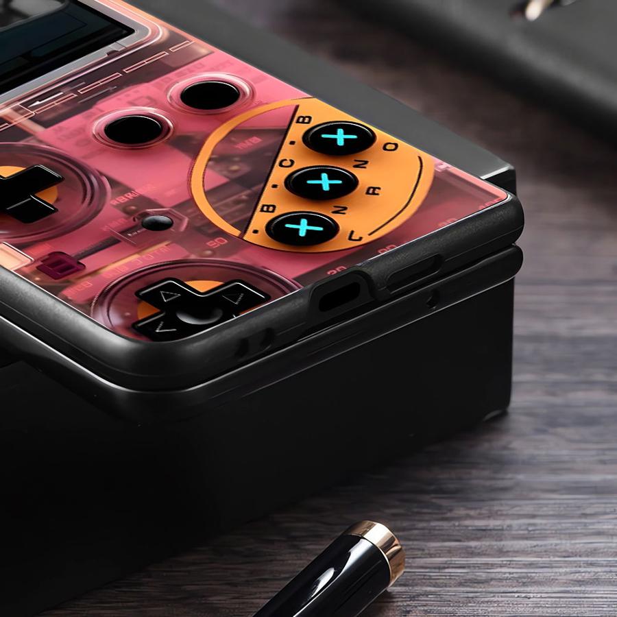 غطاء هاتف بتصميم كلاسيكي مستوح - مراجعة Gaming Console In Phone وسعره